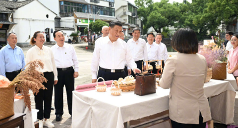 习近平在浙江金华市考察调研